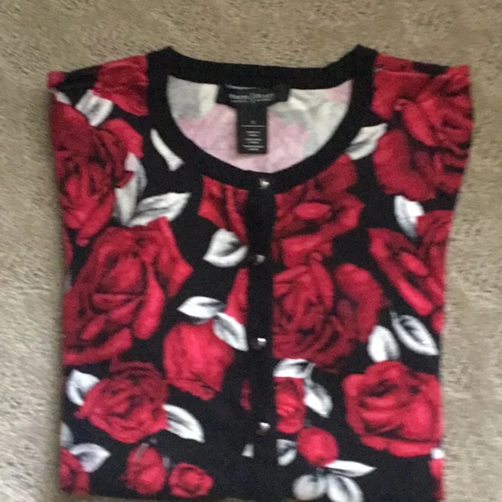 WHBM Cardigan Sweater - Picture 3 of 4